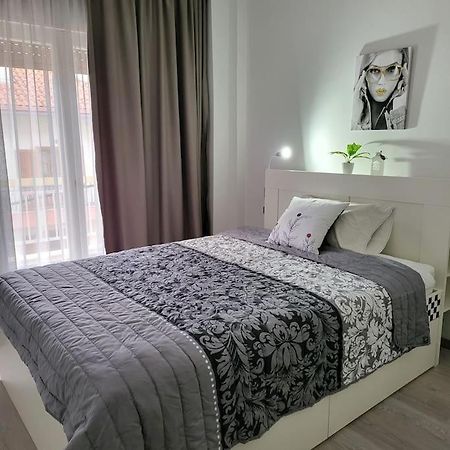 Great Apartment In Veria エクステリア 写真